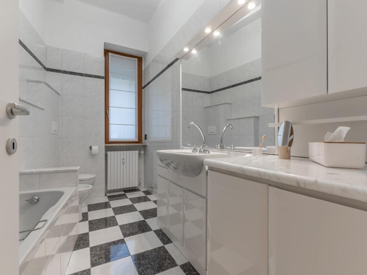 The Best Rent - Spacious Three-Bedroom Apartment In Moscova Milaan Buitenkant foto