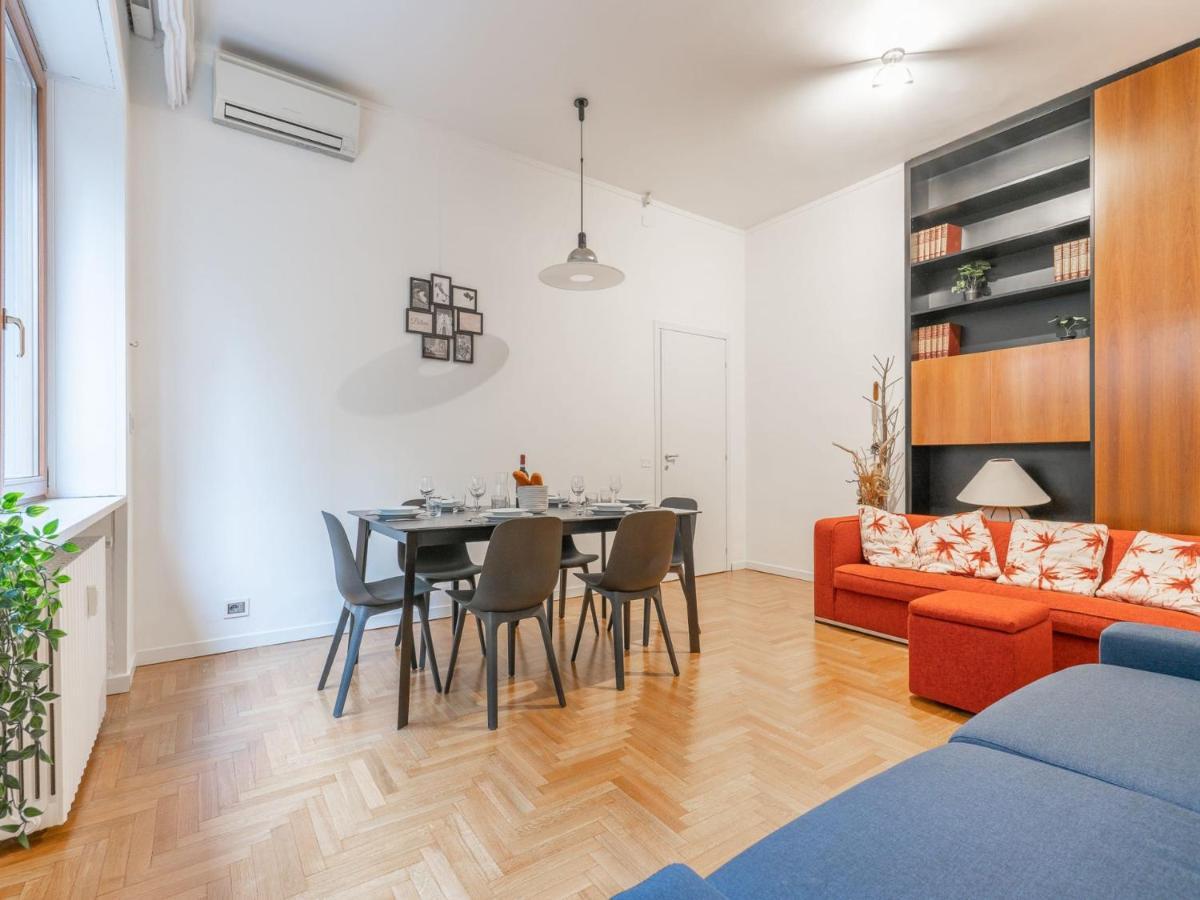 The Best Rent - Spacious Three-Bedroom Apartment In Moscova Milaan Buitenkant foto