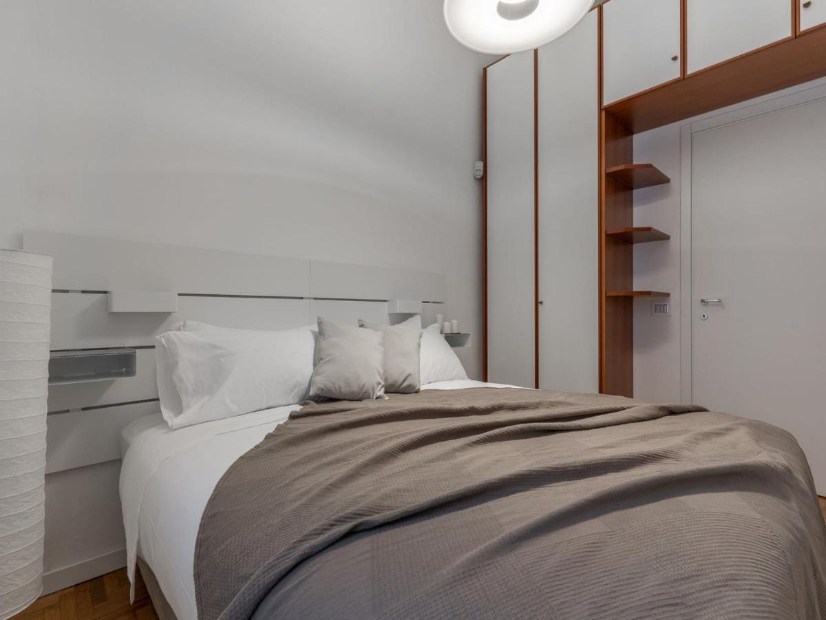 The Best Rent - Spacious Three-Bedroom Apartment In Moscova Milaan Buitenkant foto
