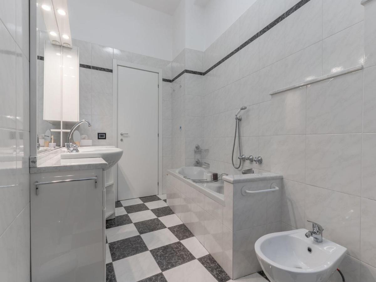 The Best Rent - Spacious Three-Bedroom Apartment In Moscova Milaan Buitenkant foto
